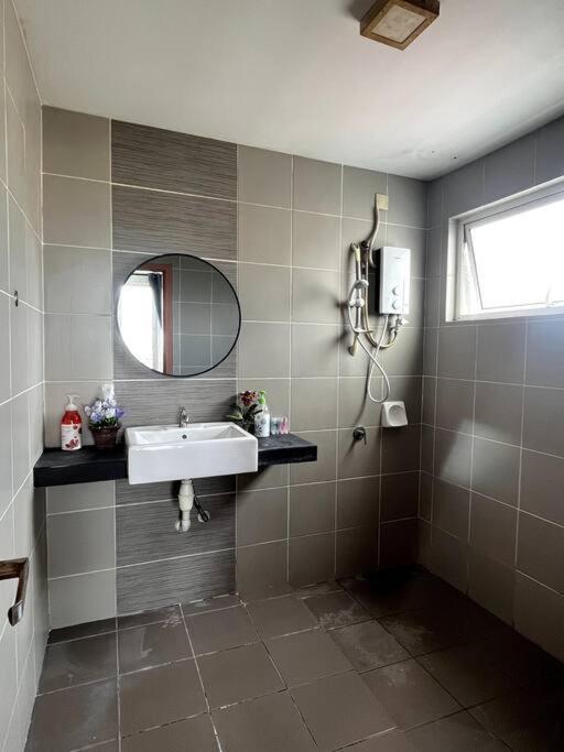 Homestay Ttdi Adina 710 Shah Alam,Sek 13,Msu,3Bedroooms Buitenkant foto